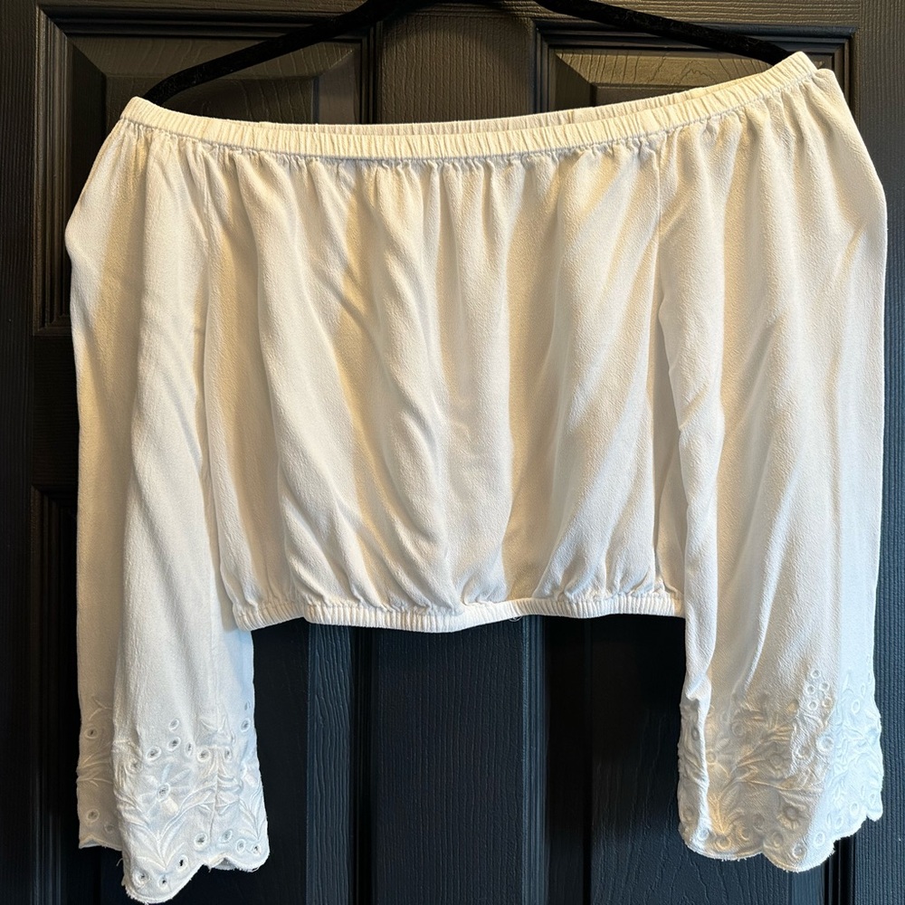 White crop top
